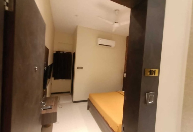 Отель Shubham Inn