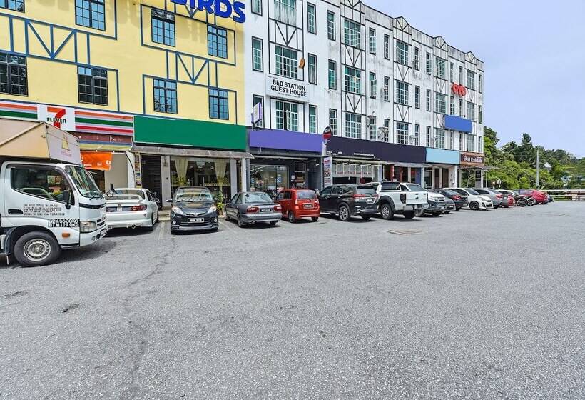 Hotel Spot On 90449 Bed Station Guest House Dormitory