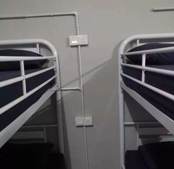 ホテル Spot On 90449 Bed Station Guest House Dormitory