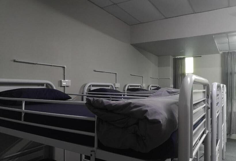 Hotel Spot On 90449 Bed Station Guest House Dormitory