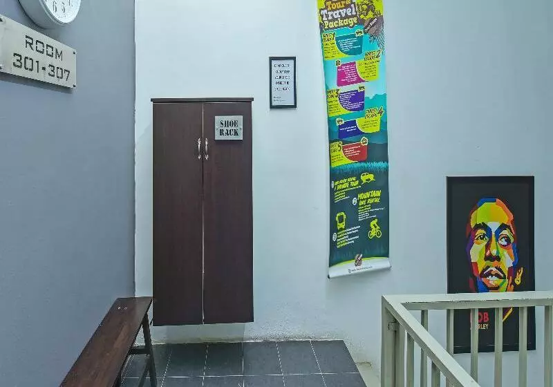 ホテル Spot On 90449 Bed Station Guest House Dormitory