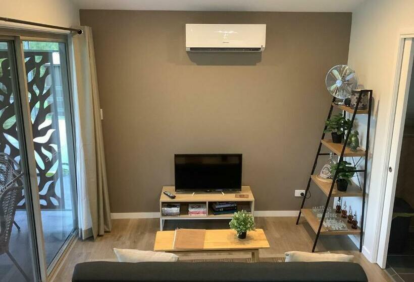 膳宿费 Canungra Valley Views