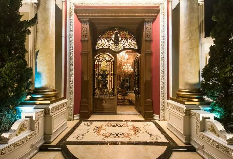 ペンション Ekaterina Palace   Hotel Boutique
