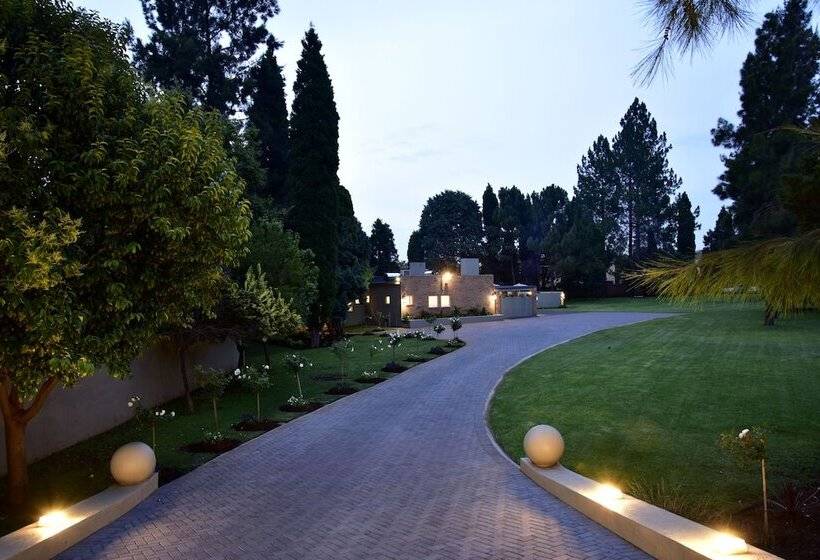 پانسیون Five O Clock Zen Boutique Guest House