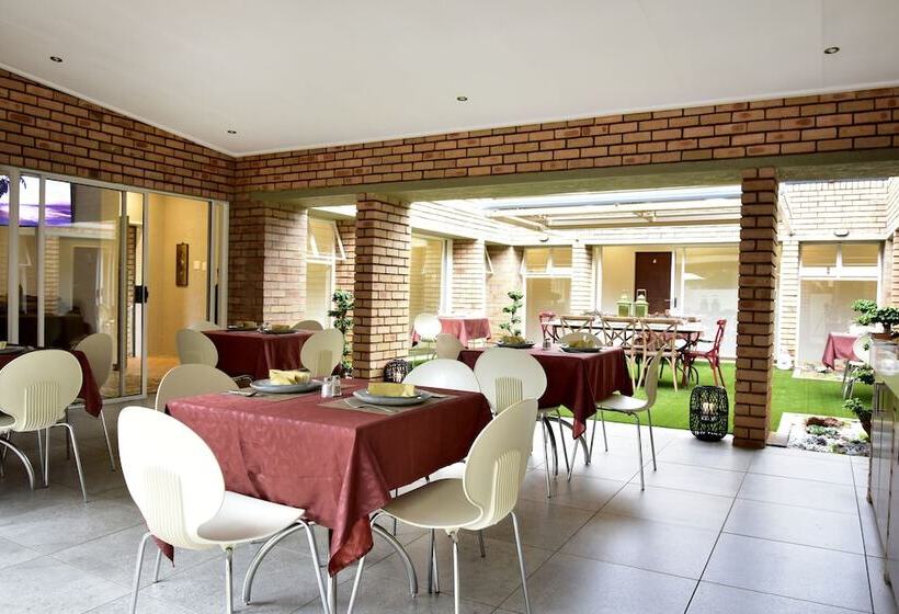 پانسیون Five O Clock Zen Boutique Guest House