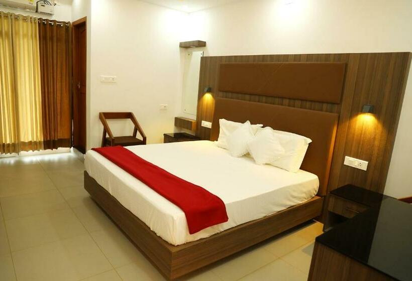 فندق Green Valley Residency