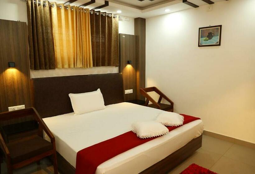 فندق Green Valley Residency