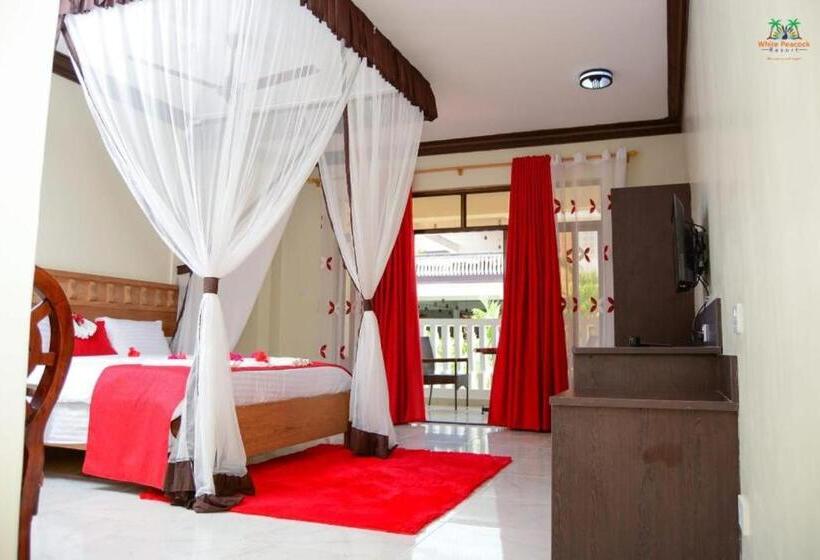 هتل White Peacock Resort Mtwapa