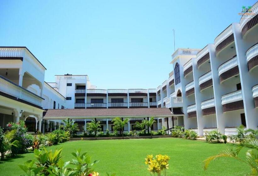 هتل White Peacock Resort Mtwapa
