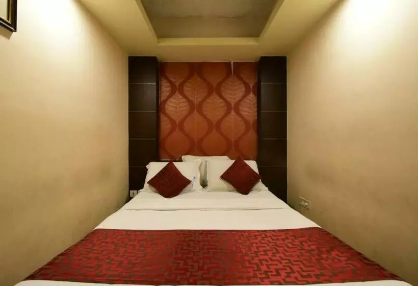 Hotel Shastri Paradise