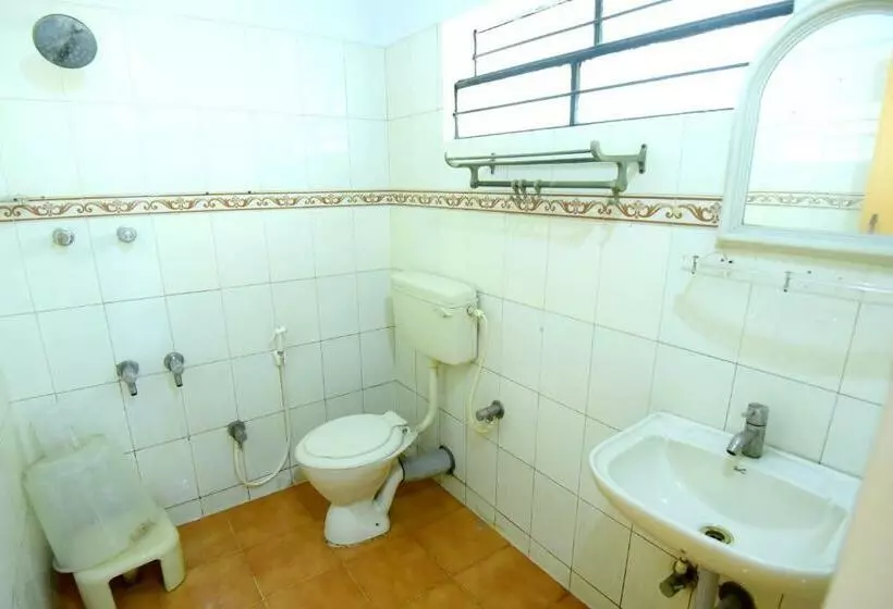 Hotel Shastri Paradise