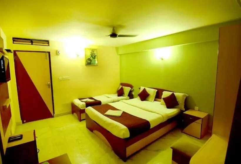 Hotel Shastri Paradise