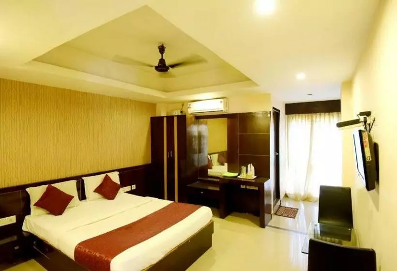 Hotel Shastri Paradise