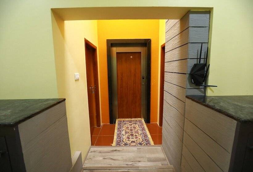 Hotel The Ideal Nest Kumbakonam