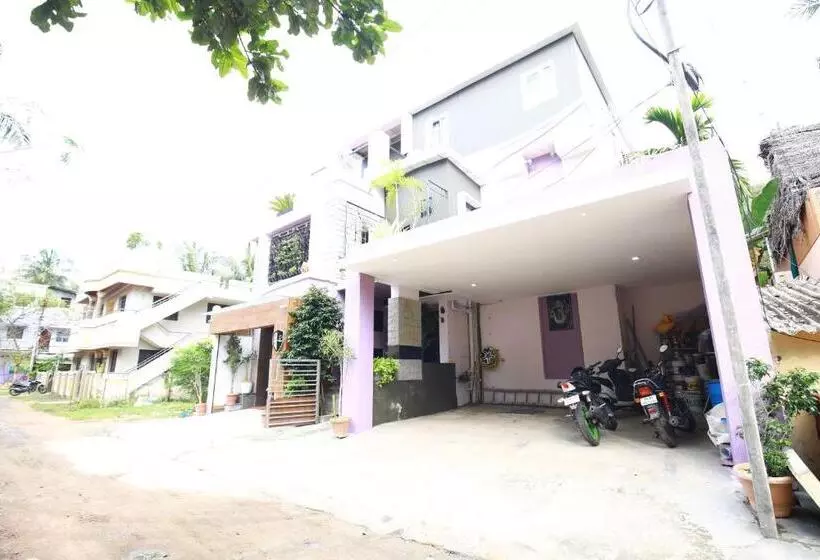 ホテル The Ideal Nest Kumbakonam