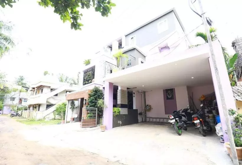 ホテル The Ideal Nest Kumbakonam