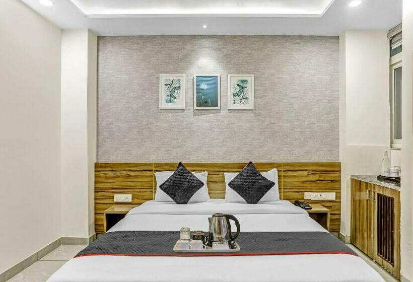 فندق Townhouse 816 The White Grace