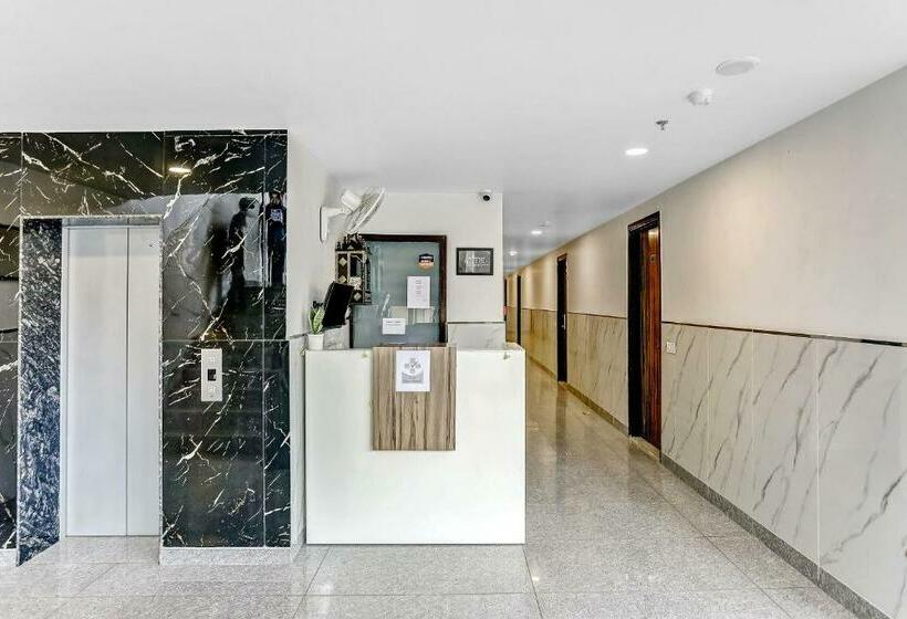 فندق Townhouse 816 The White Grace