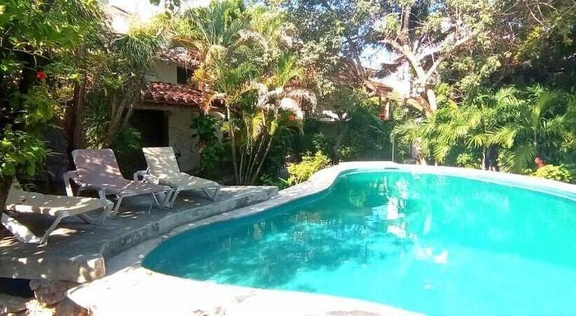 تختخواب و صبحانه Hippie Villa Cancun