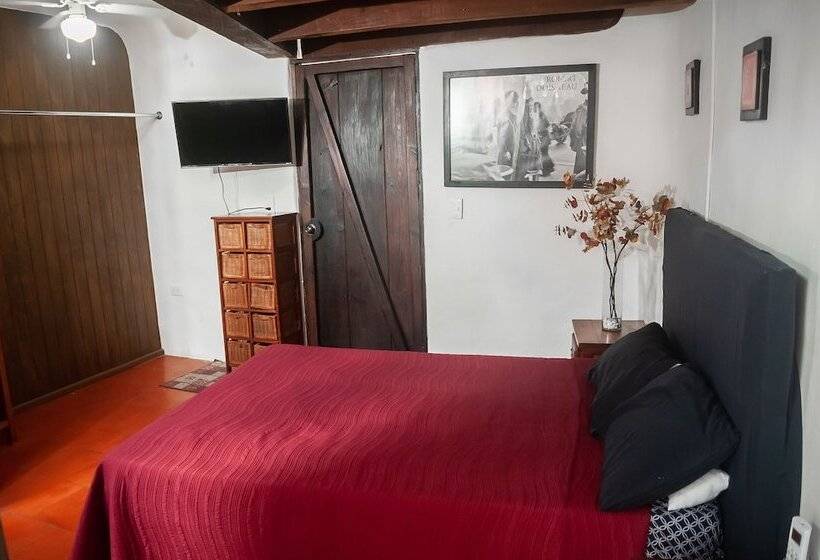 تختخواب و صبحانه Hippie Villa Cancun