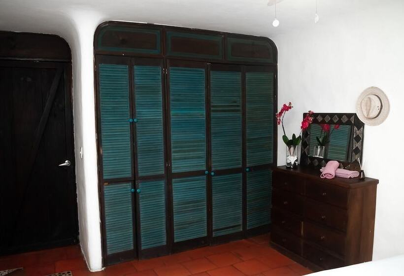 تختخواب و صبحانه Hippie Villa Cancun