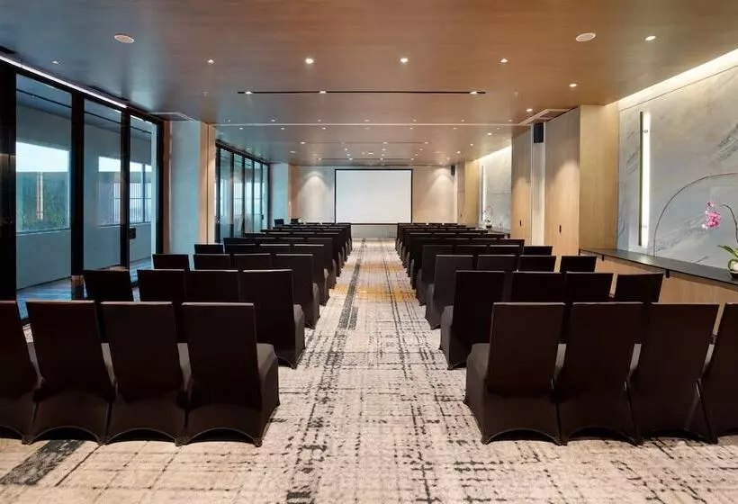 Hotel Aruss Semarang