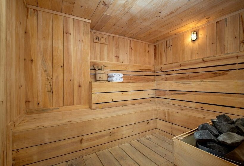 בית מלון כפרי Aruss Semarang