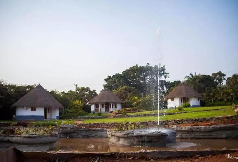 هتل Village Noah
