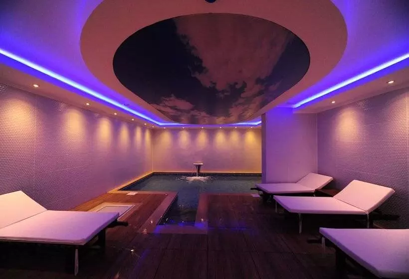 Blueberry Boutique Hotel   Boutique Class