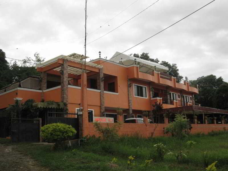 Hotel Amirsache Villa Tagaytay