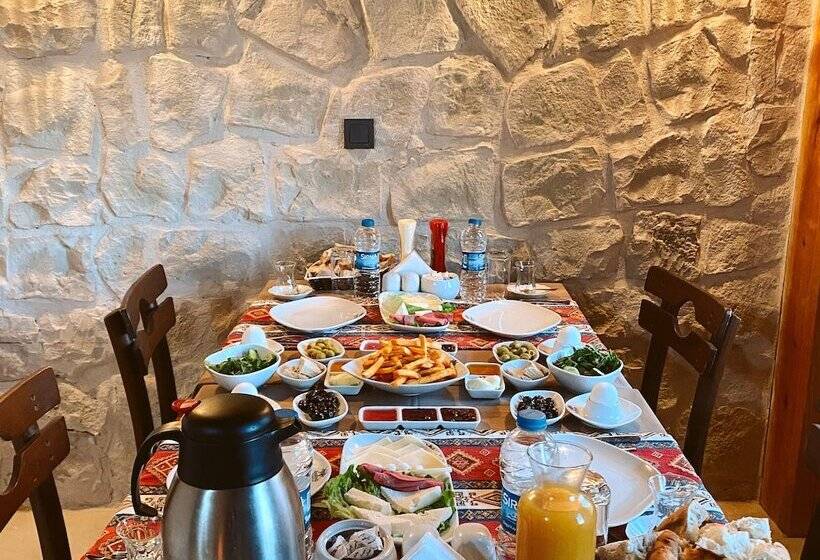 فندق Anatelein Boutique Cave