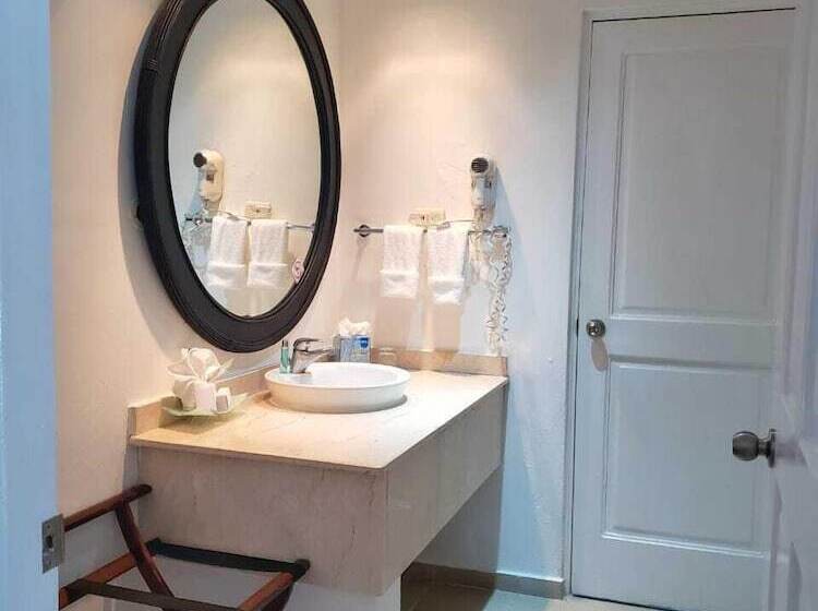 Отель Blue Jacktar