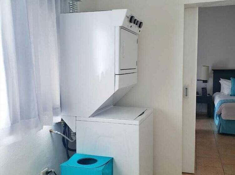 Отель Blue Jacktar