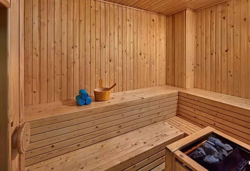 Novotel Living Saigon South