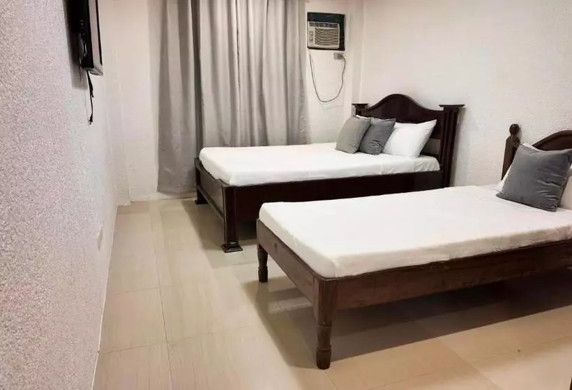 ホテル Cecilia S Inn