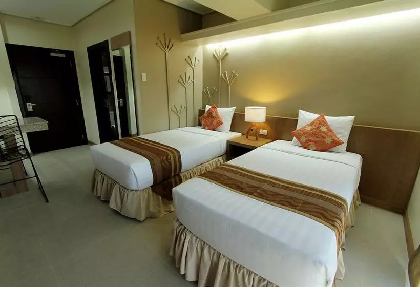 בית מלון כפרי City Suites Ramos Tower