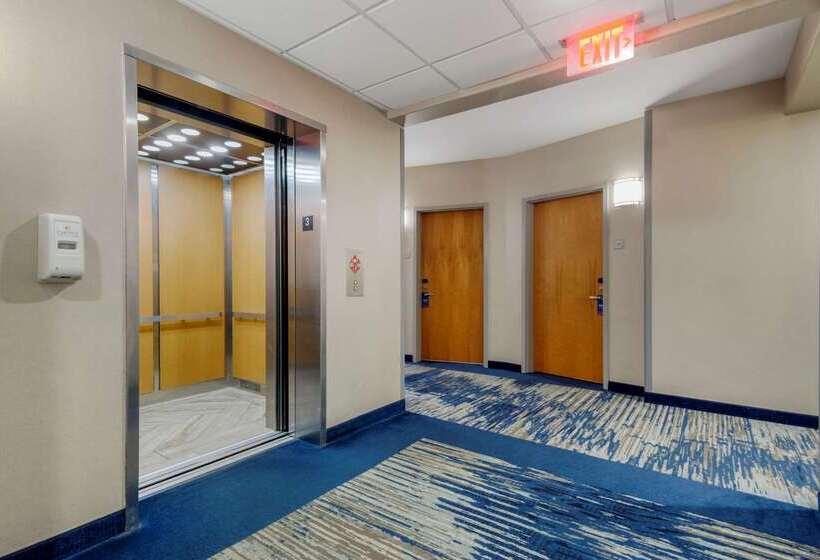 ホテル Comfort Suites Stockbridge Atlanta South