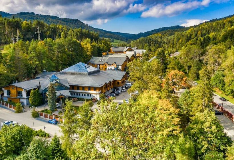 هتل Czarny Potok Resort Spa & Conference