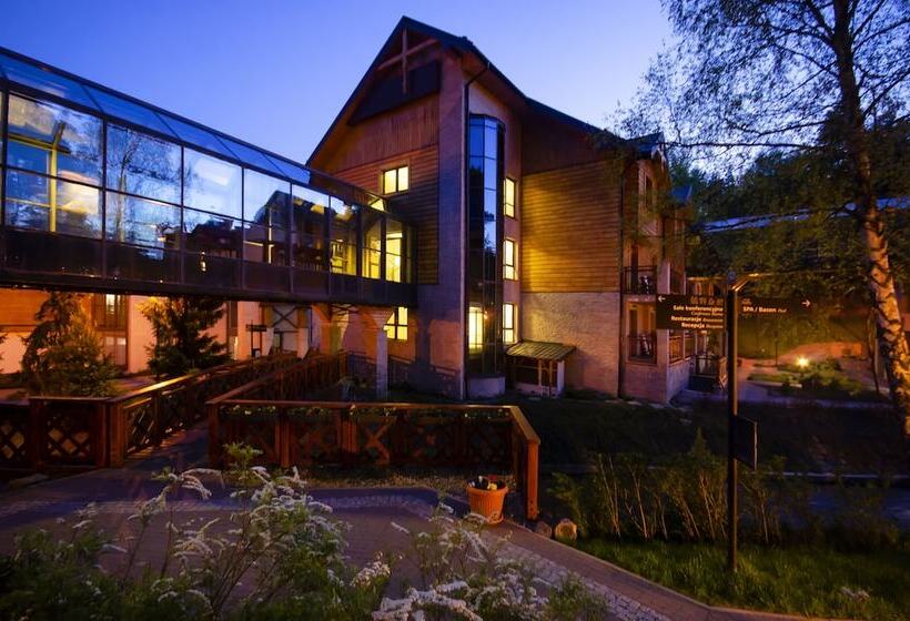 هتل Czarny Potok Resort Spa & Conference