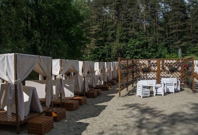 هتل Czarny Potok Resort Spa & Conference