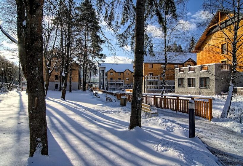 هتل Czarny Potok Resort Spa & Conference