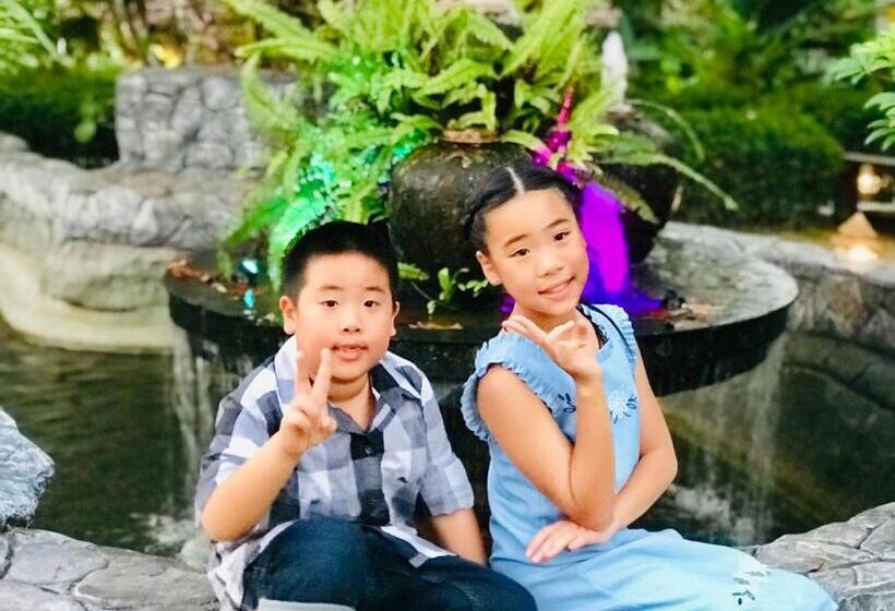 Отель J Mansion