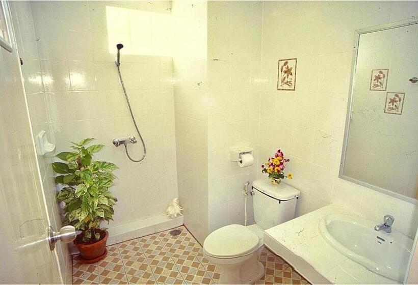 Отель J Mansion