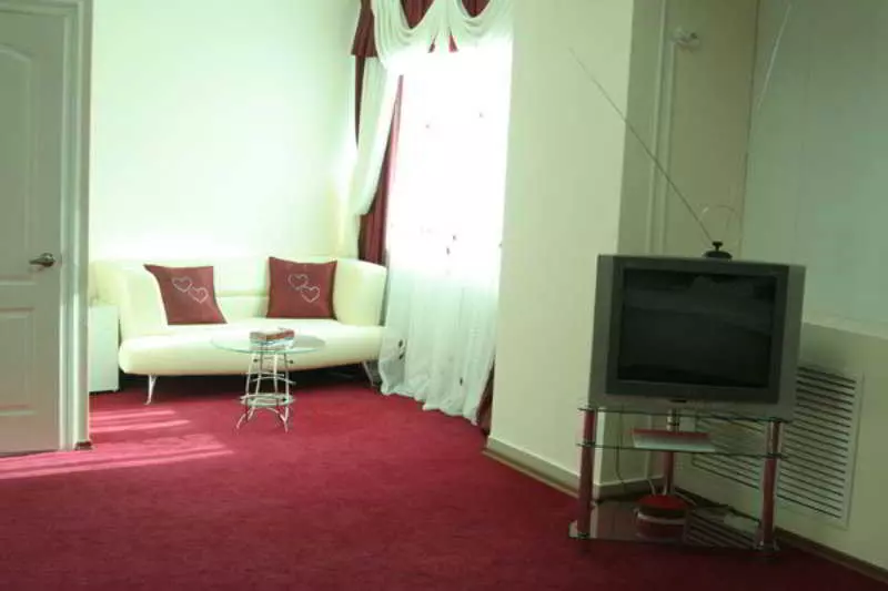 ホテル Gostinitsa Kagau