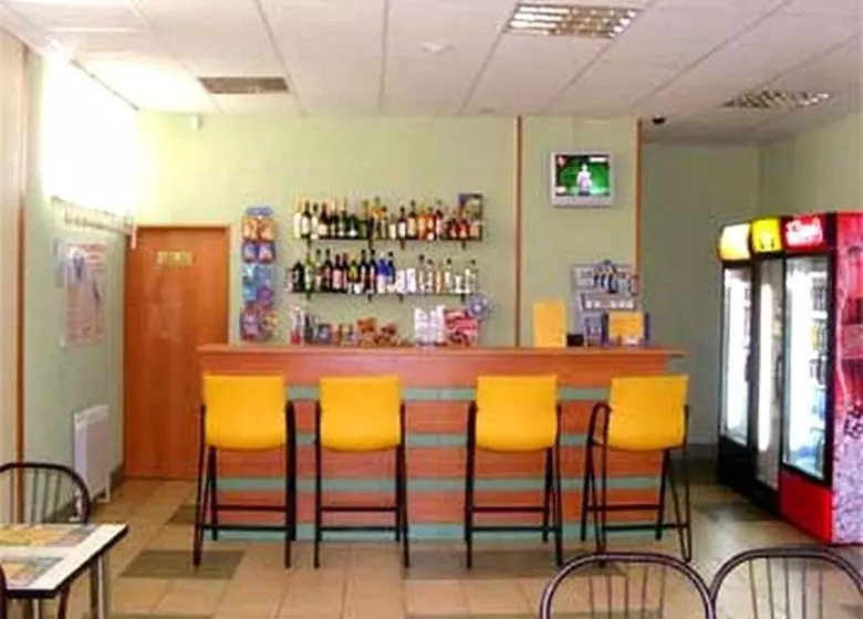 ホテル Lovech Sport