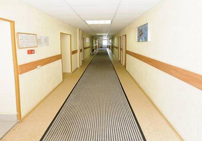 Отель Lovech Sport