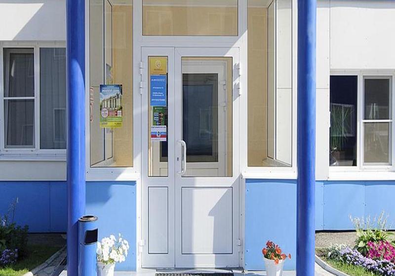 Отель Lovech Sport