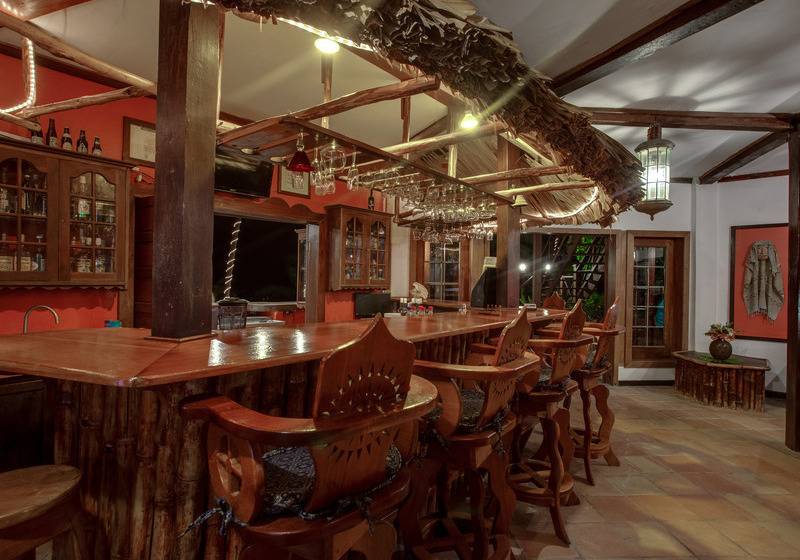 هتل Portofino Beach Resort An Authentic Island Escape!