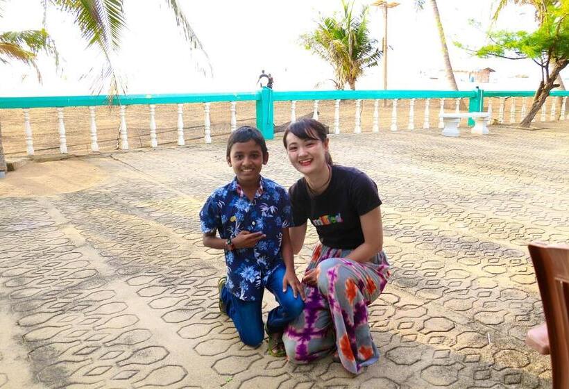 فندق Topaz Beach