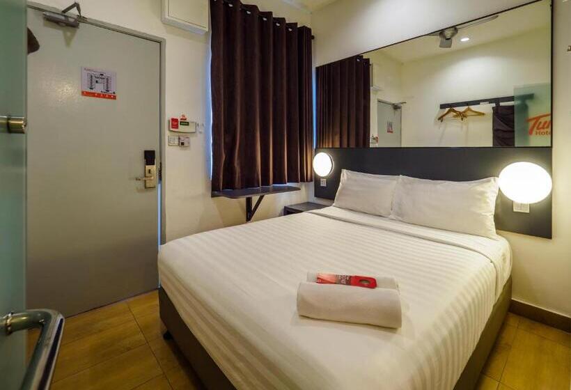 Tune Hotel Klia Aeropolis